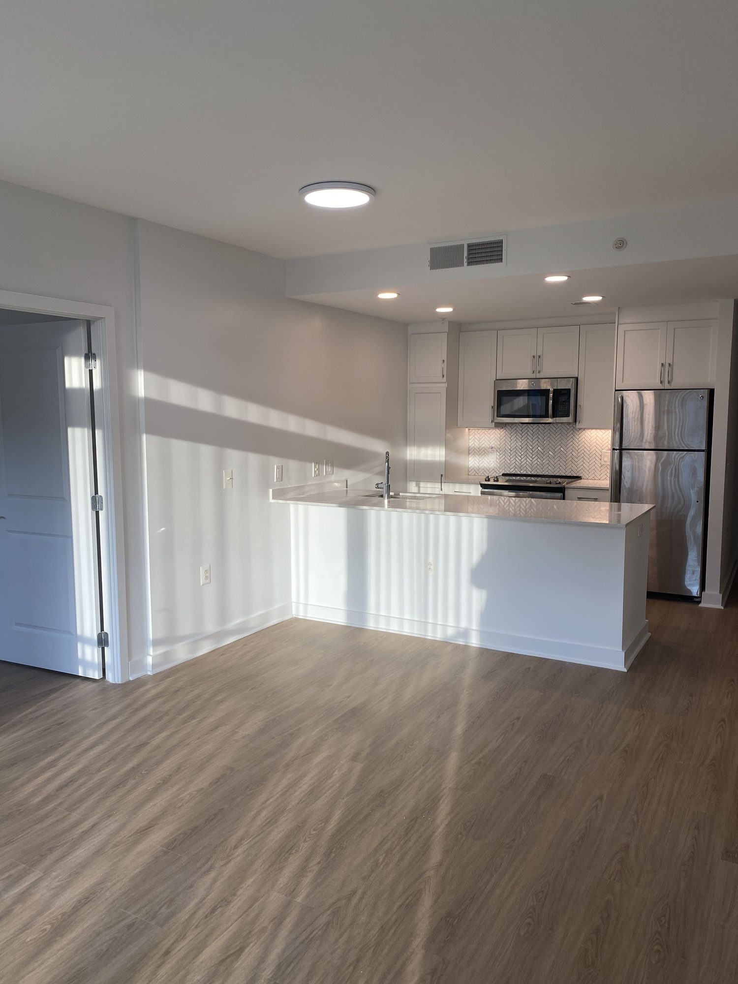 1800 Oak — Kitchen Finish Package after
